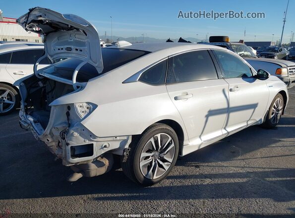 1HGCV3F42KA017598 2019 HONDA ACCORD HYBRID White Trasero derecho