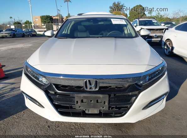 1HGCV3F42KA017598 2019 HONDA ACCORD HYBRID White Vista interior trasera