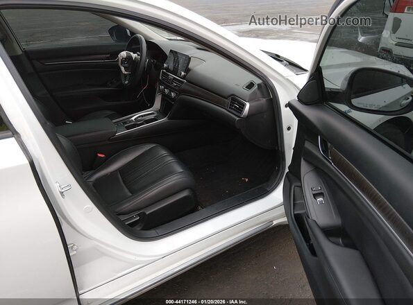 1HGCV3F49MA010537 2021 HONDA ACCORD HYBRID Белый Вид салона спереди
