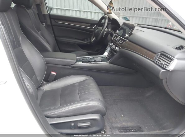 1HGCV3F91KA000934 2019 HONDA ACCORD HYBRID White Սալոնի դիմացի տեսք