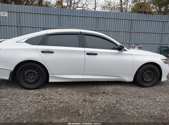 1HGCV3F91KA000934 2019 HONDA ACCORD HYBRID White Սալոնի հետևի տեսք