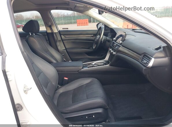 1HGCV3F97LA014953 2020 HONDA ACCORD HYBRID White წინა სალონის ხედი