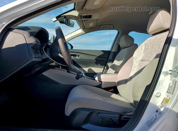 1HGCY1F20RA034730 2024 HONDA ACCORD Белый Вид салона спереди