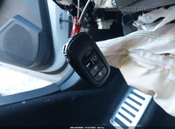 1HGCY2F57SA023293 2025 HONDA ACCORD HYBRID Белый Вид панели приборов