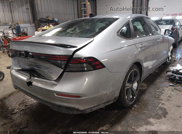 1HGCY2F58PA022094 2023 HONDA ACCORD HYBRID Серебряный Задняя правая четверть