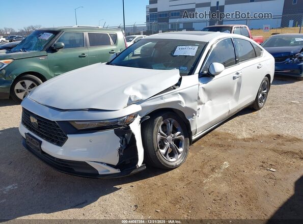 1HGCY2F69RA074443 2024 HONDA ACCORD HYBRID Белый Передняя левая четверть