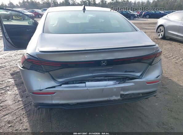 1HGCY2F75PA026055 2023 HONDA ACCORD HYBRID Серебряный Вид спереди