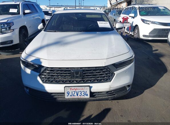 1HGCY2F87RA025162 2024 HONDA ACCORD HYBRID Белый Вид задней части салона