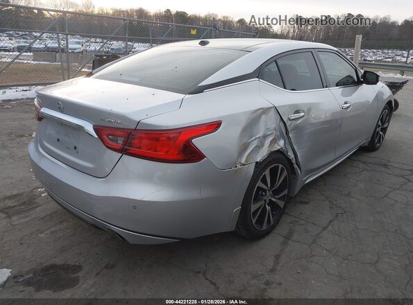 1N4AA6AP7JC403835 2018 NISSAN MAXIMA Серебряный Задняя правая четверть