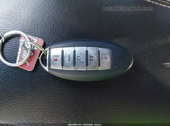1N4AA6AV2KC380139 2019 NISSAN MAXIMA Серый Вид панели приборов