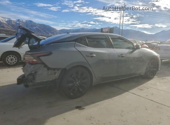 1N4AA6EVXPC502702 2023 NISSAN MAXIMA SR Серебряный Задняя правая четверть