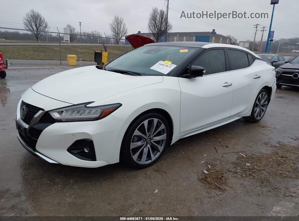 1N4AA6FV0MC506025 2021 NISSAN MAXIMA PLATINUM Белый Передняя левая четверть