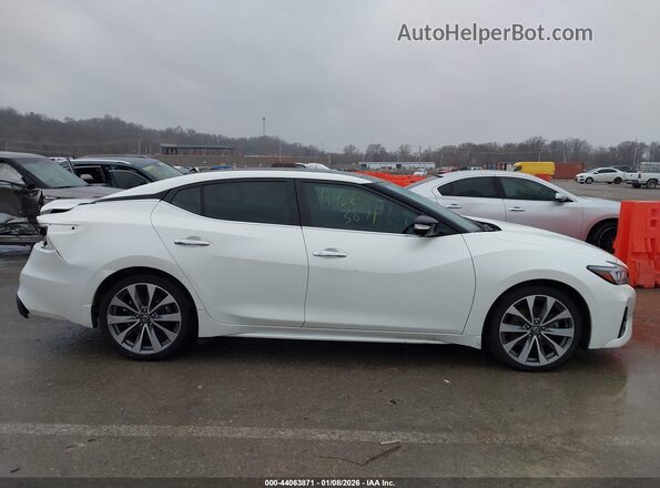 1N4AA6FV0MC506025 2021 NISSAN MAXIMA PLATINUM Белый Панорамный вид салона 360°