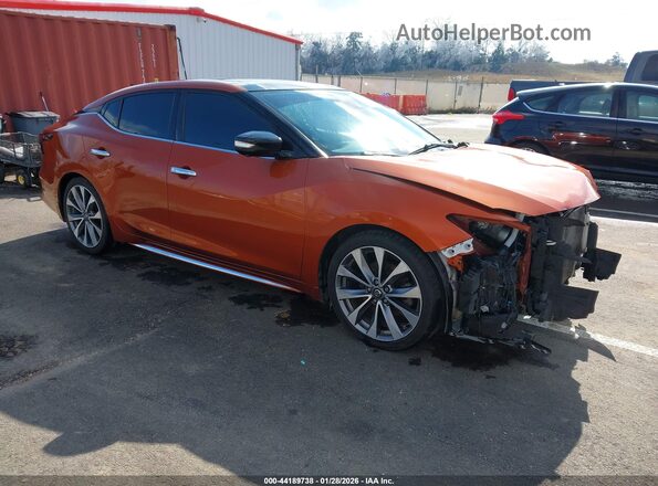 1N4AA6FV6LC375990 2020 NISSAN MAXIMA PLATINUM Оранжевый Передняя правая четверть