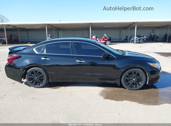 1N4AL3AP0JC236260 2018 NISSAN ALTIMA Черный Вид задней части салона