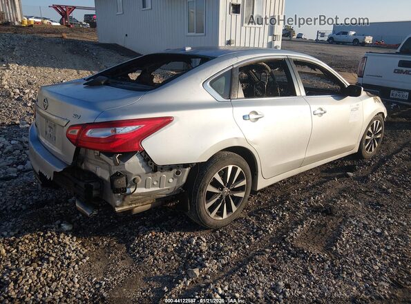 1N4AL3AP1HC293450 2017 NISSAN ALTIMA Silver Przód lewy