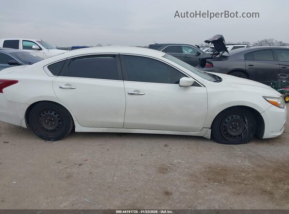 1N4AL3AP2JC278445 2018 NISSAN ALTIMA White Widok wnętrza z tyłu