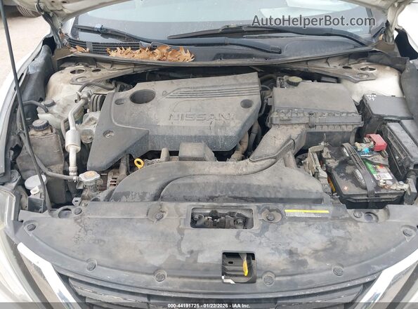 1N4AL3AP2JC278445 2018 NISSAN ALTIMA White Widok z tyłu