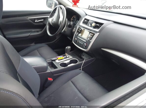 1N4AL3AP3HC215185 2017 NISSAN ALTIMA Black Widok wnętrza z przodu