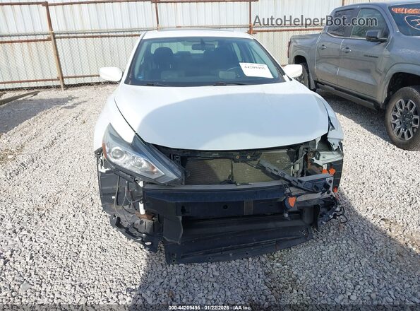 1N4AL3AP5GN307188 2016 NISSAN ALTIMA White Widok wnętrza z tyłu
