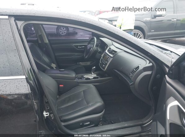 1N4AL3AP9HC201498 2017 NISSAN ALTIMA Черный Вид салона спереди