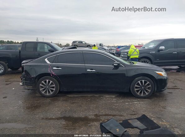 1N4AL3AP9HC201498 2017 NISSAN ALTIMA Черный Вид задней части салона