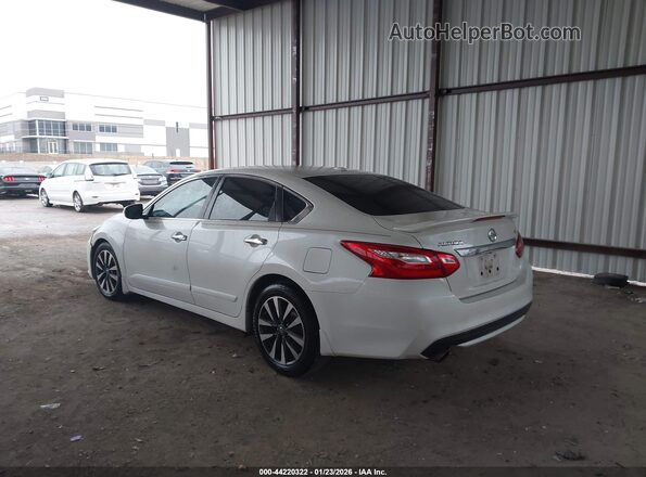 1N4AL3AP9HC226000 2017 NISSAN ALTIMA White Tył lewy