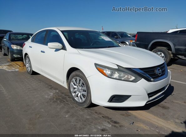 1N4AL3AP9JC203337 2018 NISSAN ALTIMA White Delantero derecho