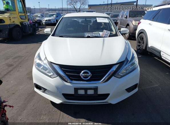 1N4AL3APXJC173166 2018 NISSAN ALTIMA White Vista interior trasera