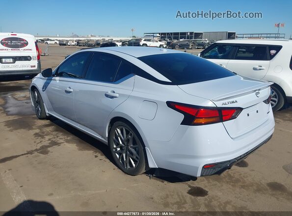 1N4AL4CV1RN317320 2024 NISSAN ALTIMA Серебряный Задняя левая четверть