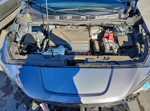 1N4AZ1BV0SC563758 2025 NISSAN LEAF Угольный Вид задней части салона