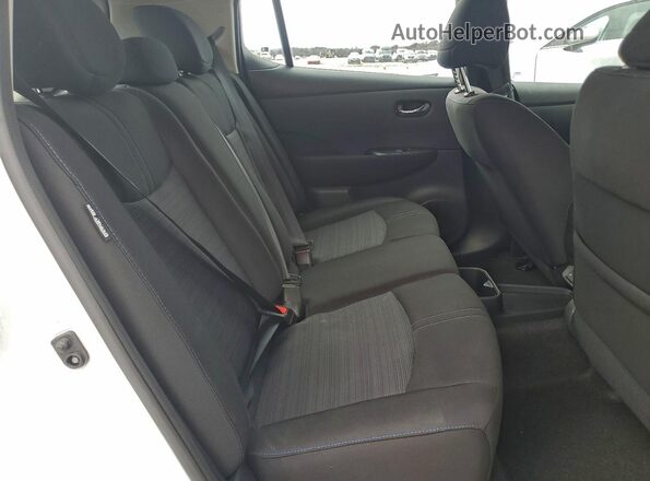1N4AZ1BV9SC558560 2025 NISSAN LEAF White Вид задніх сидінь