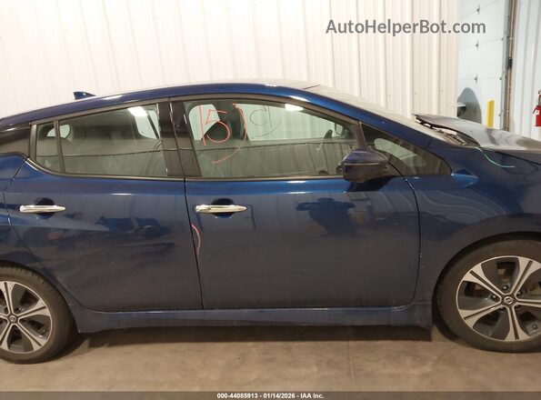 1N4AZ1CP1JC304811 2018 NISSAN LEAF Blue Widok wnętrza 360 stopni