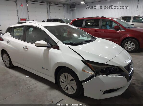 1N4AZ1CP4JC317794 2018 NISSAN LEAF Белый Вид спереди