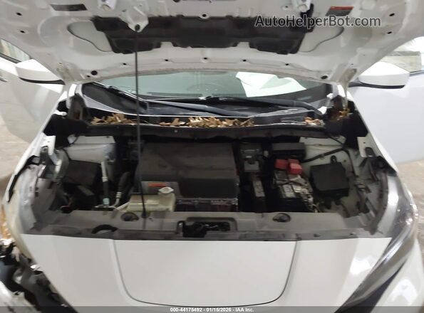 1N4AZ1CP4JC317794 2018 NISSAN LEAF Белый Вид сзади