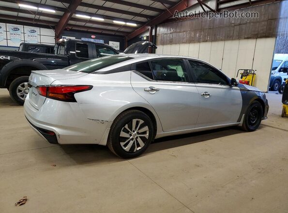 1N4BL4BV4KC104238 2019 NISSAN ALTIMA Silver Задня права чверть