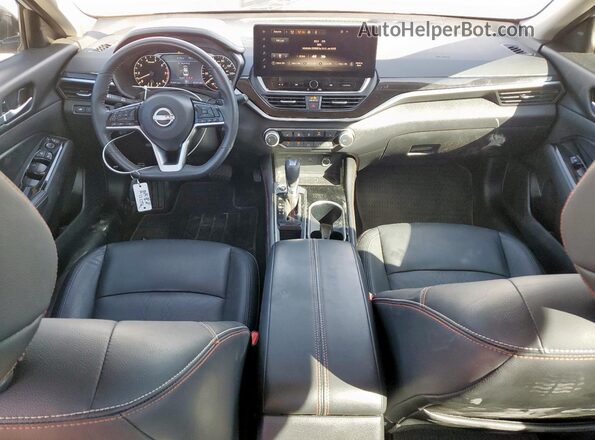1N4BL4CV0RN370787 2024 NISSAN ALTIMA Серый Вид панели приборов