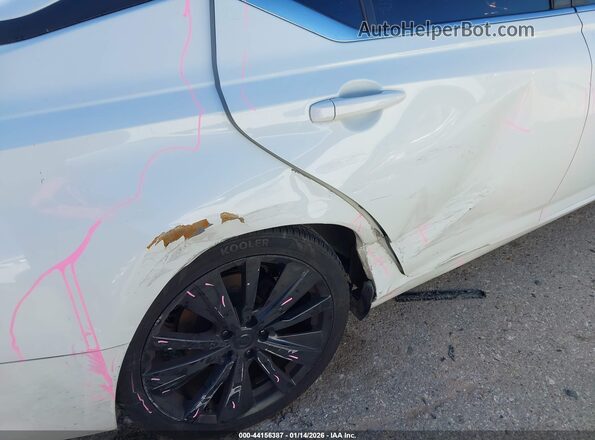 1N4BL4CV2KC173346 2019 NISSAN ALTIMA White Widok z przodu
