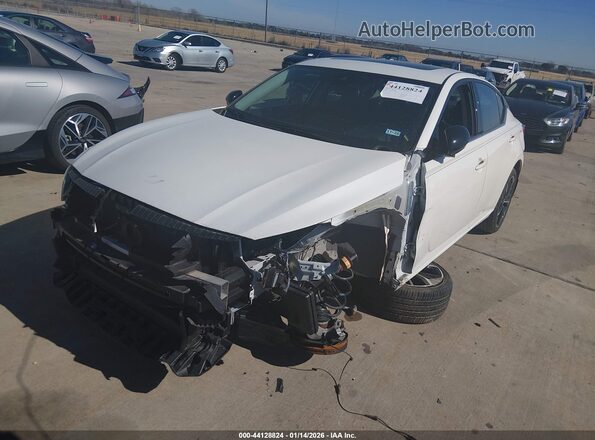 1N4BL4CV5RN423841 2024 NISSAN ALTIMA Белый Передняя левая четверть