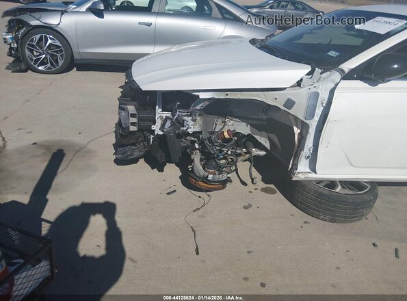 1N4BL4CV5RN423841 2024 NISSAN ALTIMA Белый Вид спереди