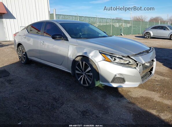 1N4BL4CW0KC177341 2019 NISSAN ALTIMA Gray Front right