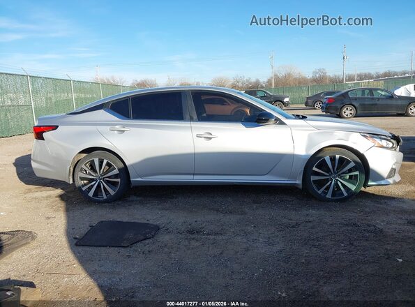 1N4BL4CW0KC177341 2019 NISSAN ALTIMA Gray Rear interior view