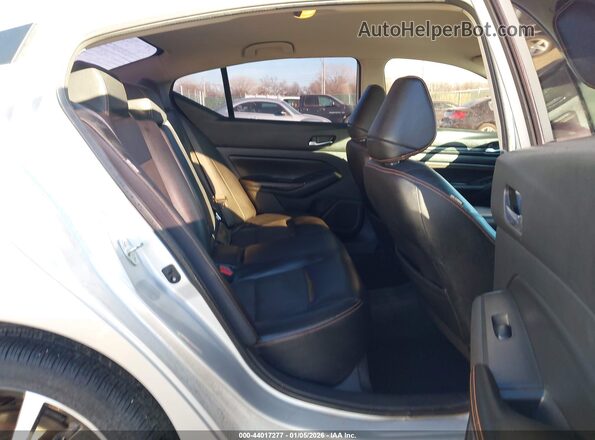 1N4BL4CW0KC177341 2019 NISSAN ALTIMA Gray VIN sticker view