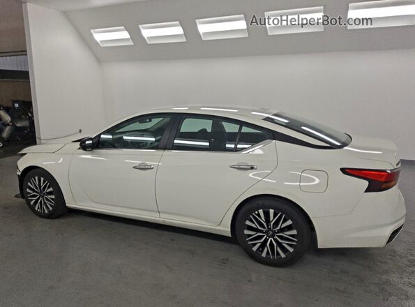 1N4BL4DV8SN354597 2025 NISSAN ALTIMA White Tył lewy