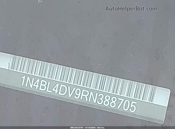 1N4BL4DV9RN388705 2024 NISSAN ALTIMA Black Widok komory silnika