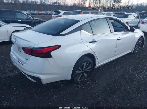 1N4BL4EW8LC170216 2020 NISSAN ALTIMA Белый Задняя правая четверть