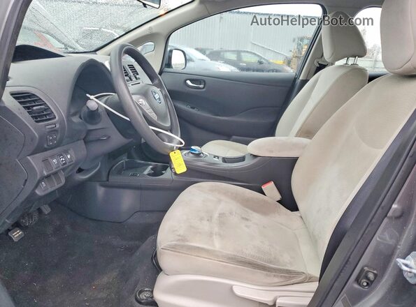1N4BZ0CP0HC300435 2017 NISSAN LEAF Серый Вид салона спереди