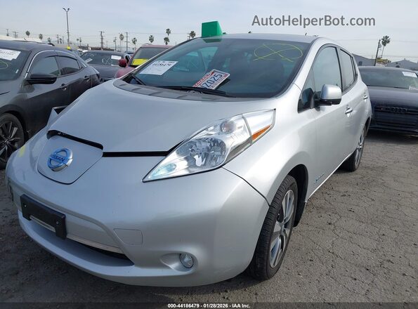 1N4BZ0CP2HC305040 2017 NISSAN LEAF Silver Передня ліва чверть