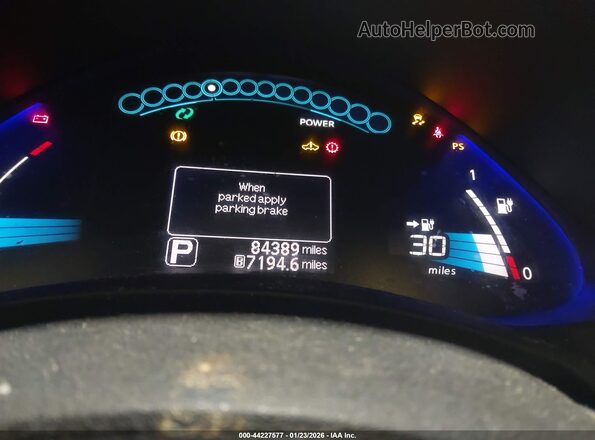 1N4BZ0CP3HC309274 2017 NISSAN LEAF Черный Вид задней части салона