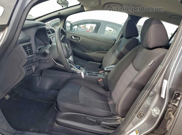 1N4BZ1CP3KC315864 2019 NISSAN LEAF Серый Вид салона спереди